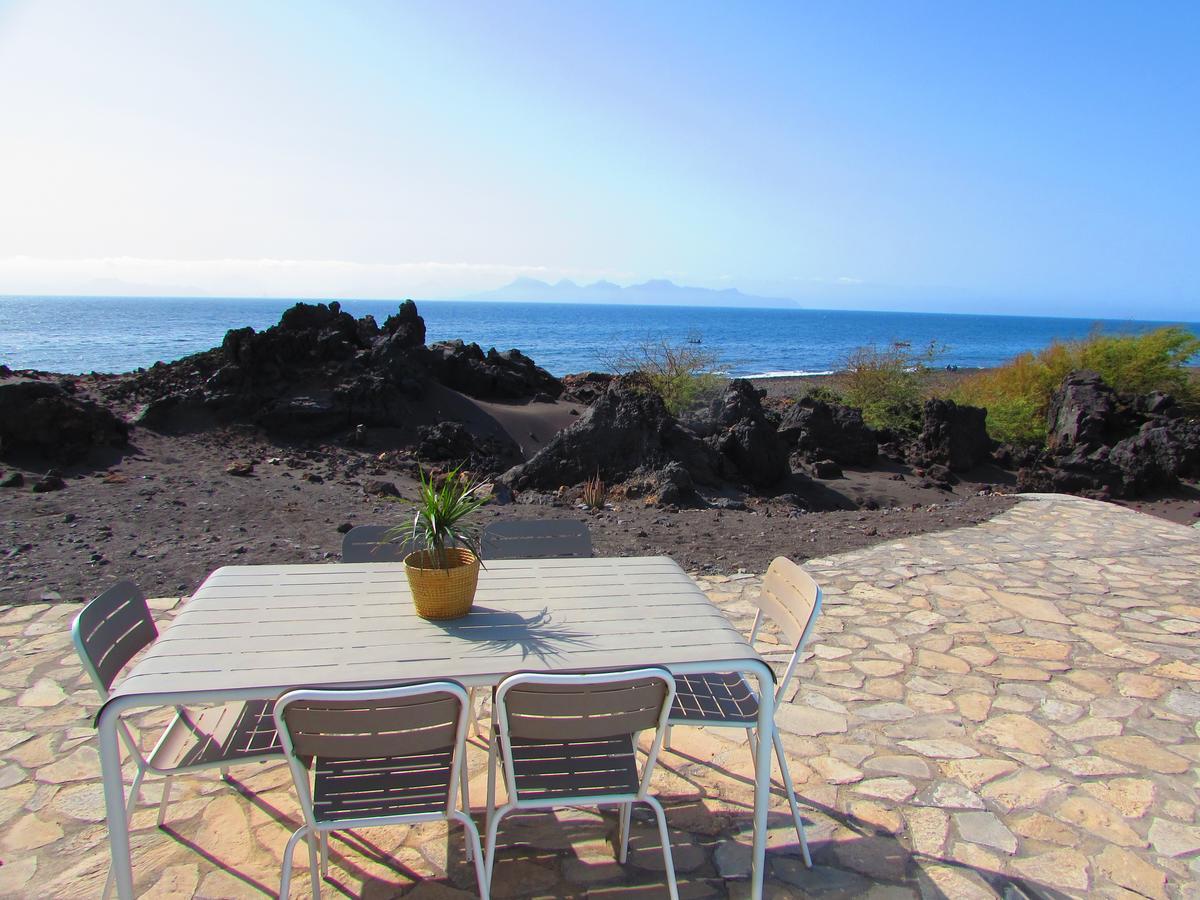 Cap-Azul Bed & Breakfast ปอร์โตโนโว ภายนอก รูปภาพ